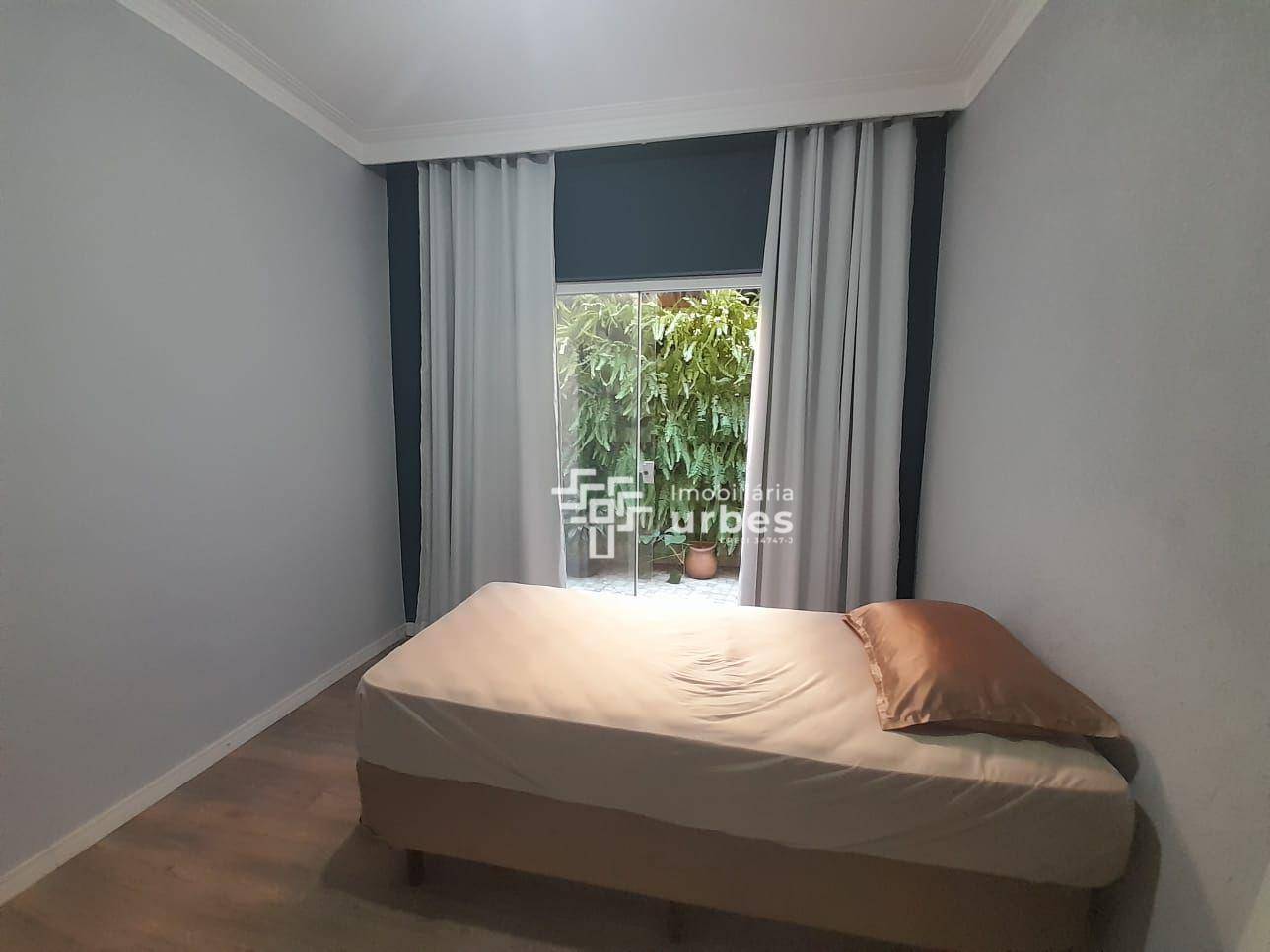 Casa à venda com 2 quartos, 156m² - Foto 18