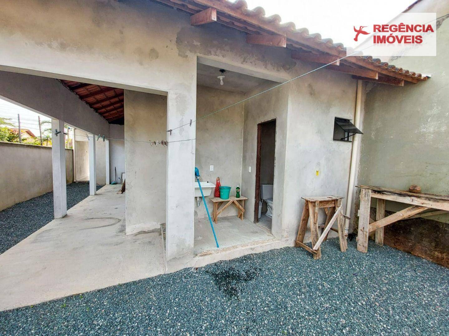 Casa à venda com 2 quartos, 110m² - Foto 17