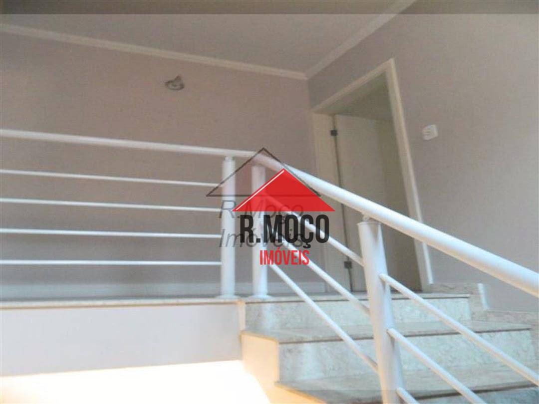 Sobrado à venda com 3 quartos, 201m² - Foto 19