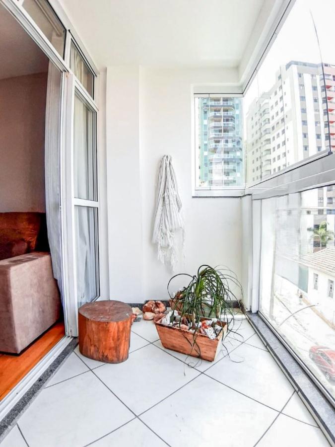 Apartamento à venda com 2 quartos, 78m² - Foto 4