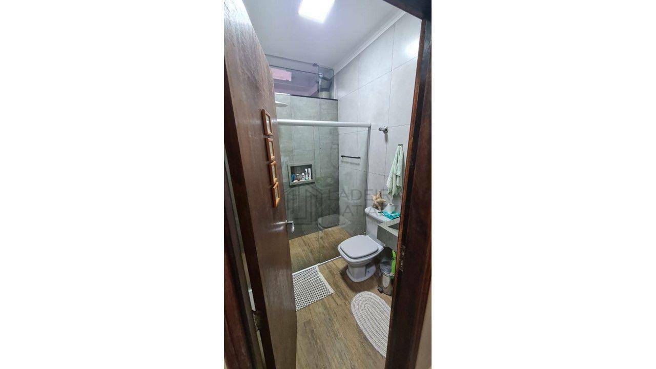 Casa à venda com 3 quartos, 152m² - Foto 19