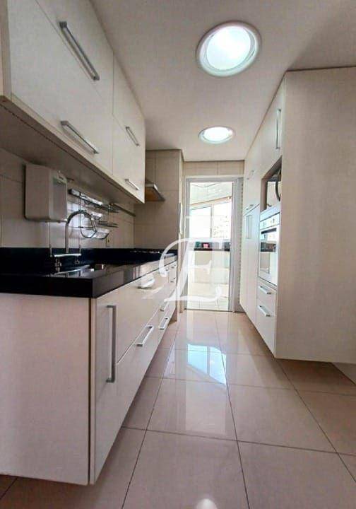 Apartamento à venda com 3 quartos, 145m² - Foto 25