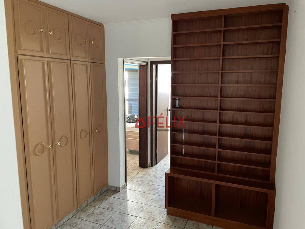 Apartamento à venda com 3 quartos, 137m² - Foto 18