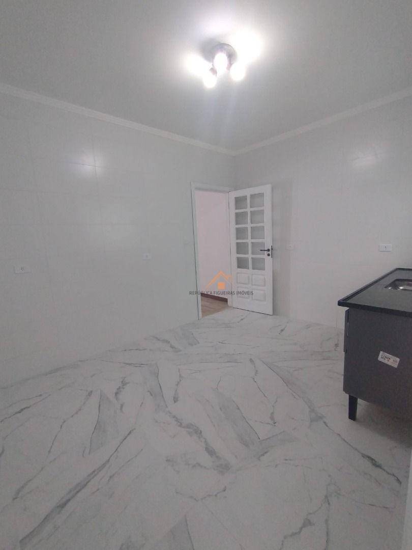 Sobrado para alugar com 2 quartos, 120m² - Foto 14