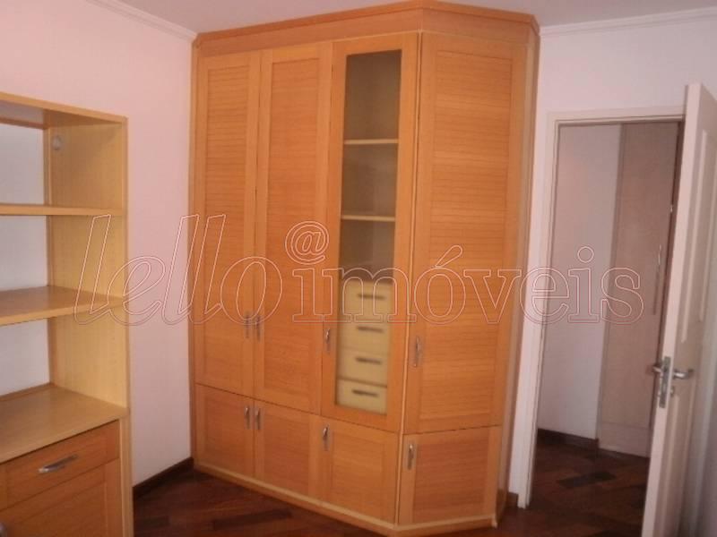 Apartamento para alugar com 3 quartos, 130m² - Foto 9