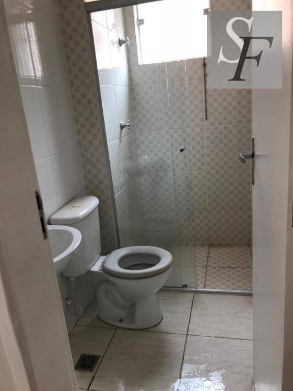 Apartamento à venda com 2 quartos, 64m² - Foto 12