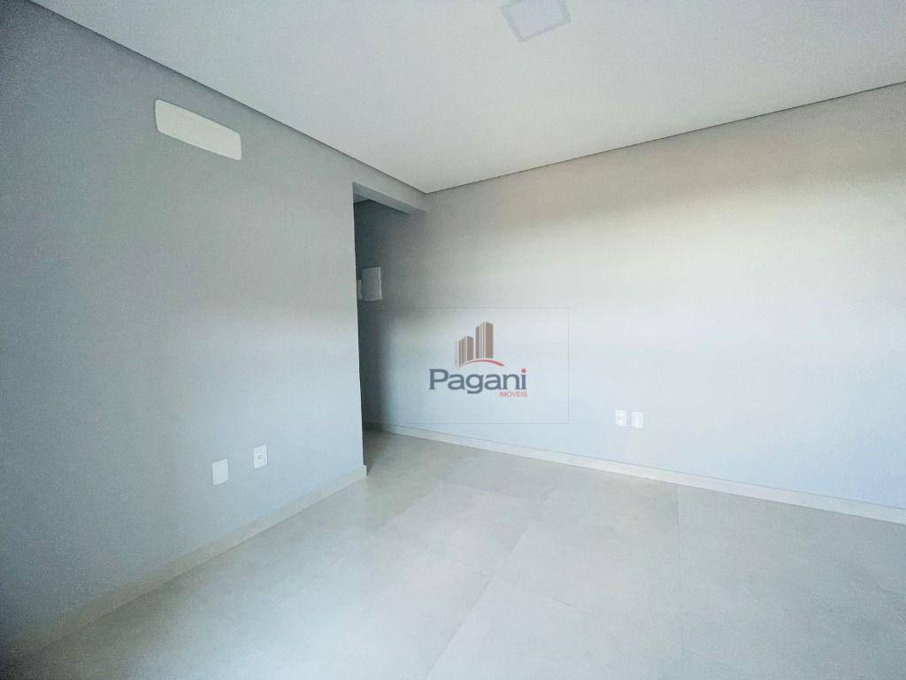 Apartamento para alugar com 2 quartos, 52m² - Foto 3