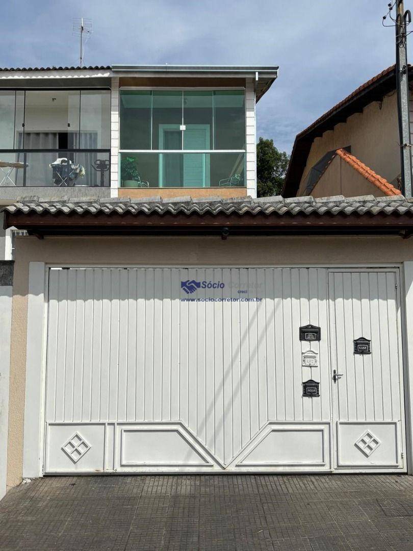 Sobrado à venda com 3 quartos, 146m² - Foto 1