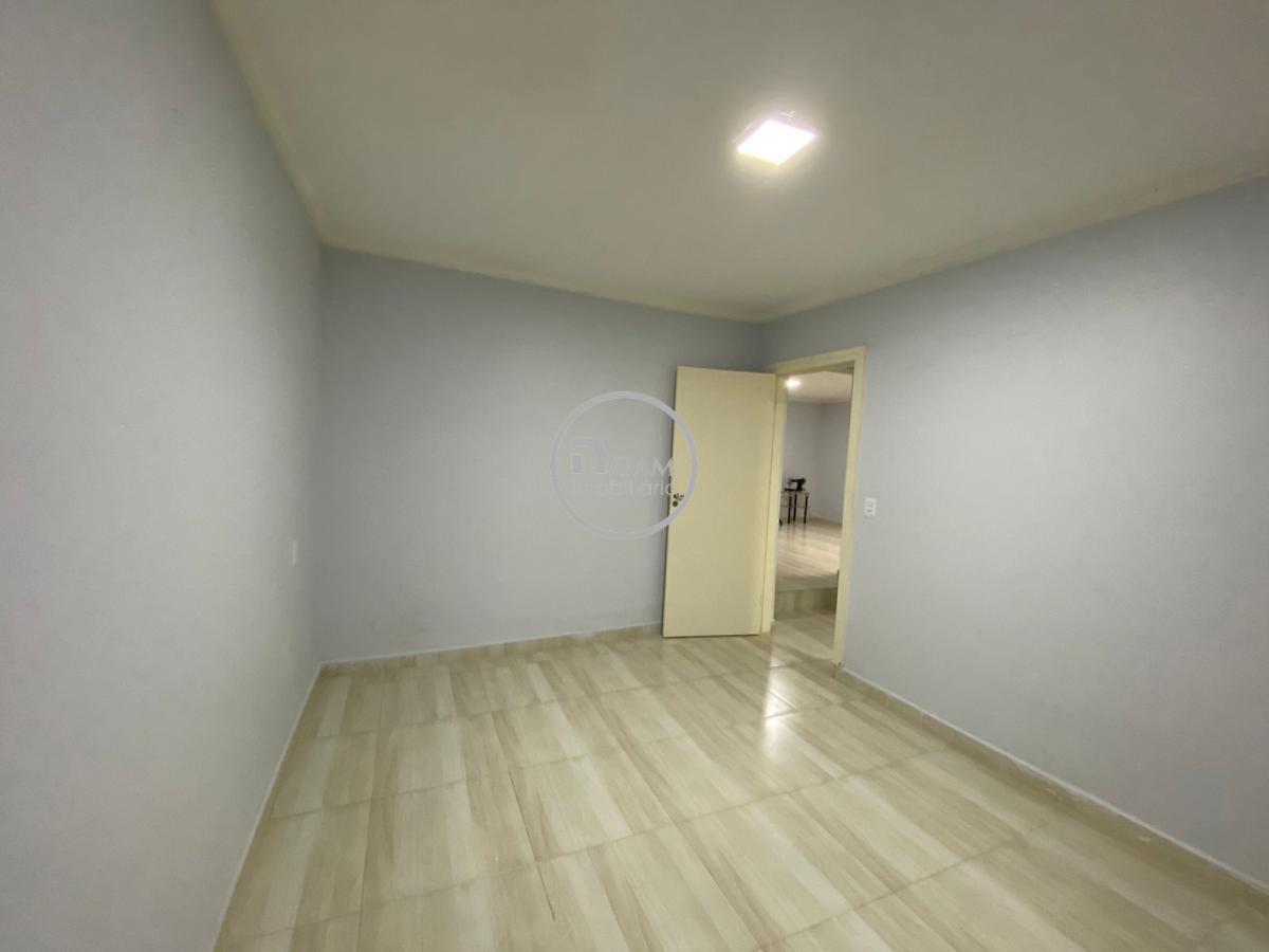 Casa para alugar com 4 quartos, 270m² - Foto 32