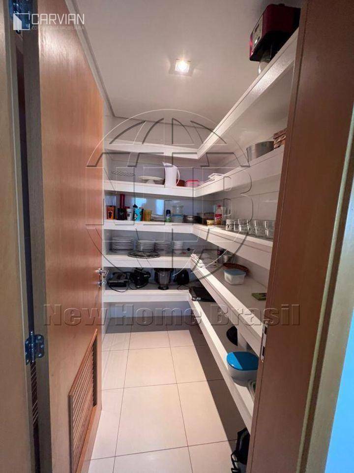 Apartamento à venda com 3 quartos, 292m² - Foto 32