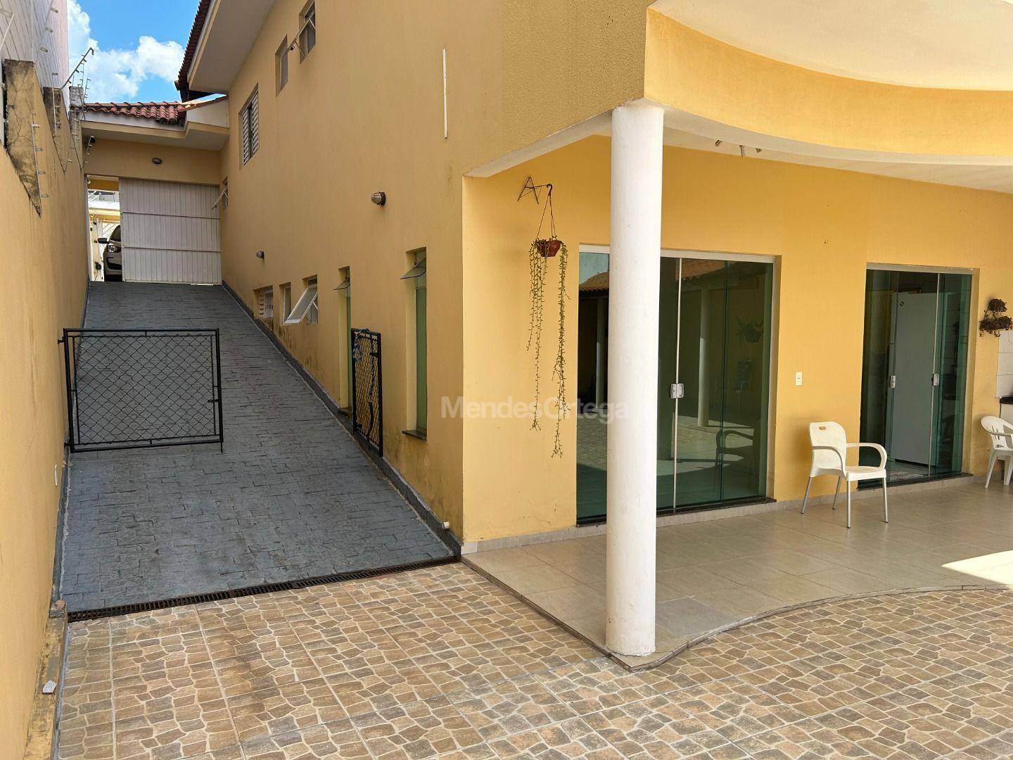 Casa à venda com 4 quartos, 237m² - Foto 37