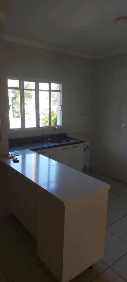 Casa de Condomínio à venda com 3 quartos, 111m² - Foto 2