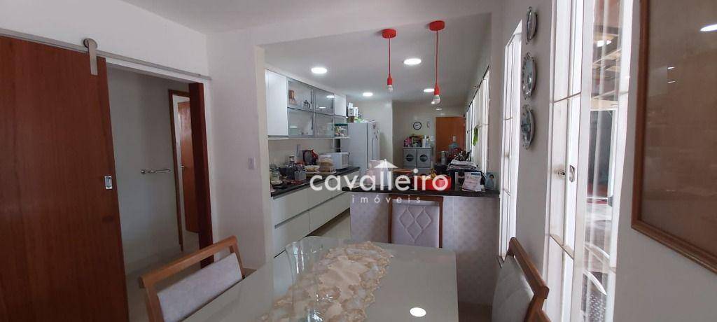 Casa de Condomínio à venda com 3 quartos, 201m² - Foto 9