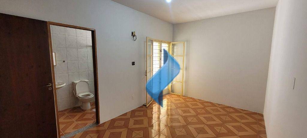 Casa à venda com 3 quartos, 190m² - Foto 17