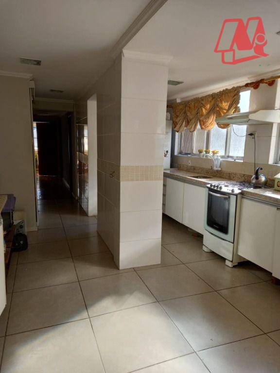 Apartamento à venda com 3 quartos, 150m² - Foto 16