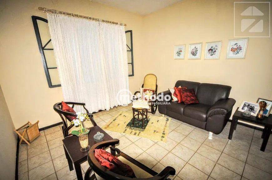 Casa à venda com 6 quartos, 700m² - Foto 6