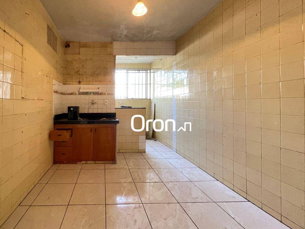 Apartamento à venda com 2 quartos, 76m² - Foto 3