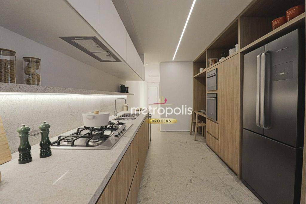 Apartamento à venda com 4 quartos, 193m² - Foto 35