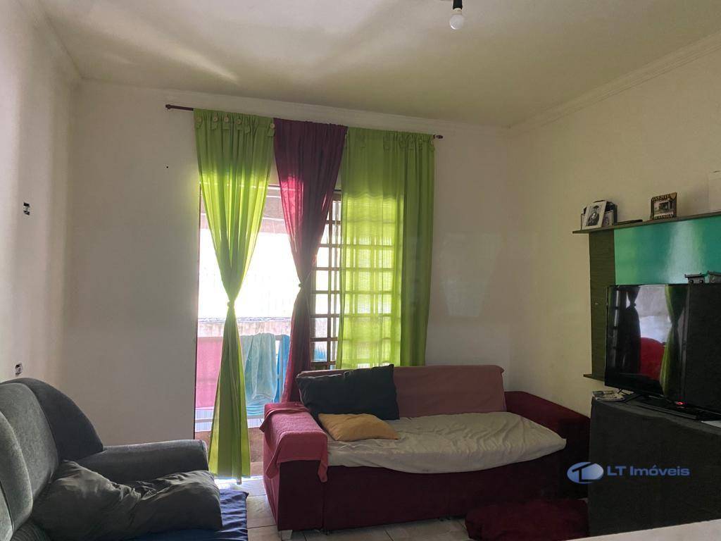 Casa à venda com 4 quartos, 140m² - Foto 12