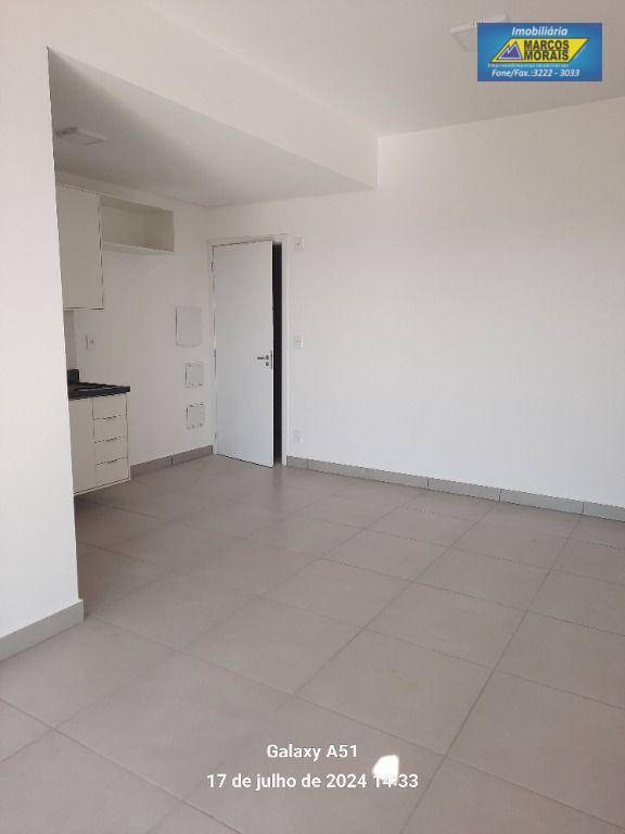 Apartamento para alugar com 3 quartos, 95m² - Foto 21