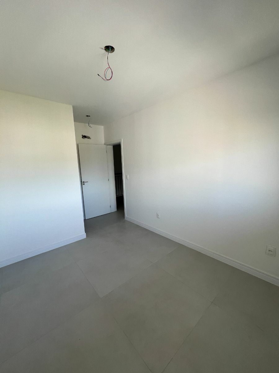 Apartamento à venda com 2 quartos, 95m² - Foto 28