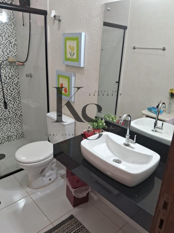 Apartamento à venda com 3 quartos, 90m² - Foto 2