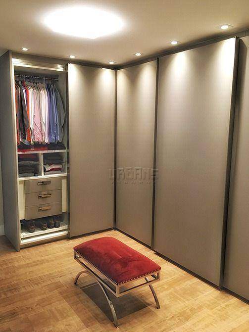 Apartamento à venda com 3 quartos, 236m² - Foto 3