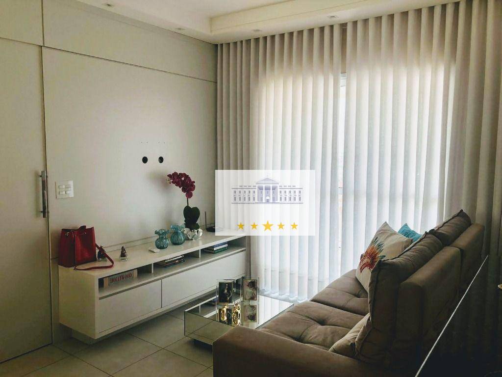 Apartamento à venda com 2 quartos, 74m² - Foto 2