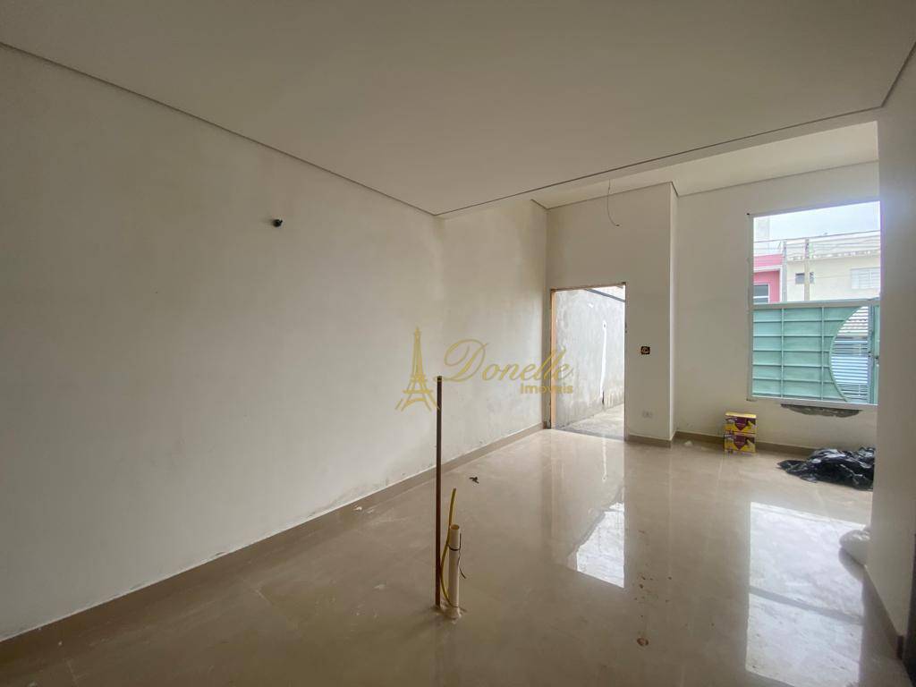 Casa à venda com 3 quartos, 78m² - Foto 8