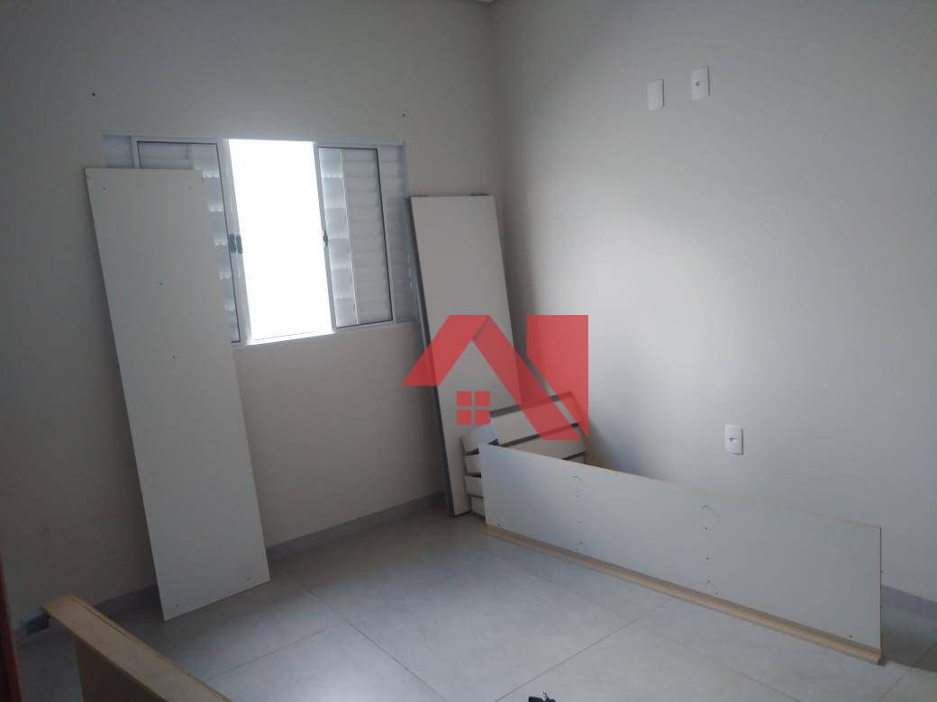 Casa à venda com 2 quartos, 115m² - Foto 9