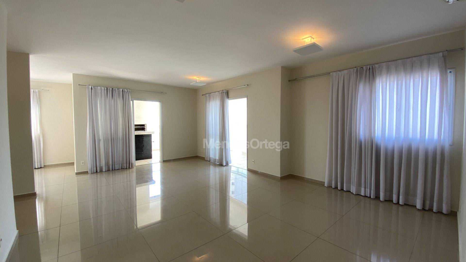 Apartamento à venda com 3 quartos, 236m² - Foto 4