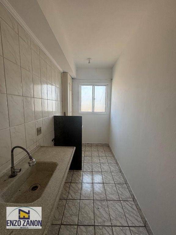 Apartamento para alugar com 2 quartos, 54m² - Foto 12