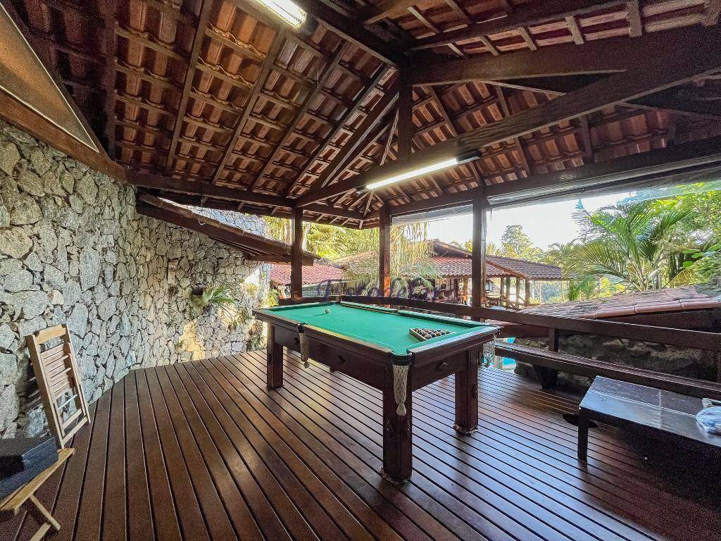 Casa de Condomínio à venda com 3 quartos, 400m² - Foto 17