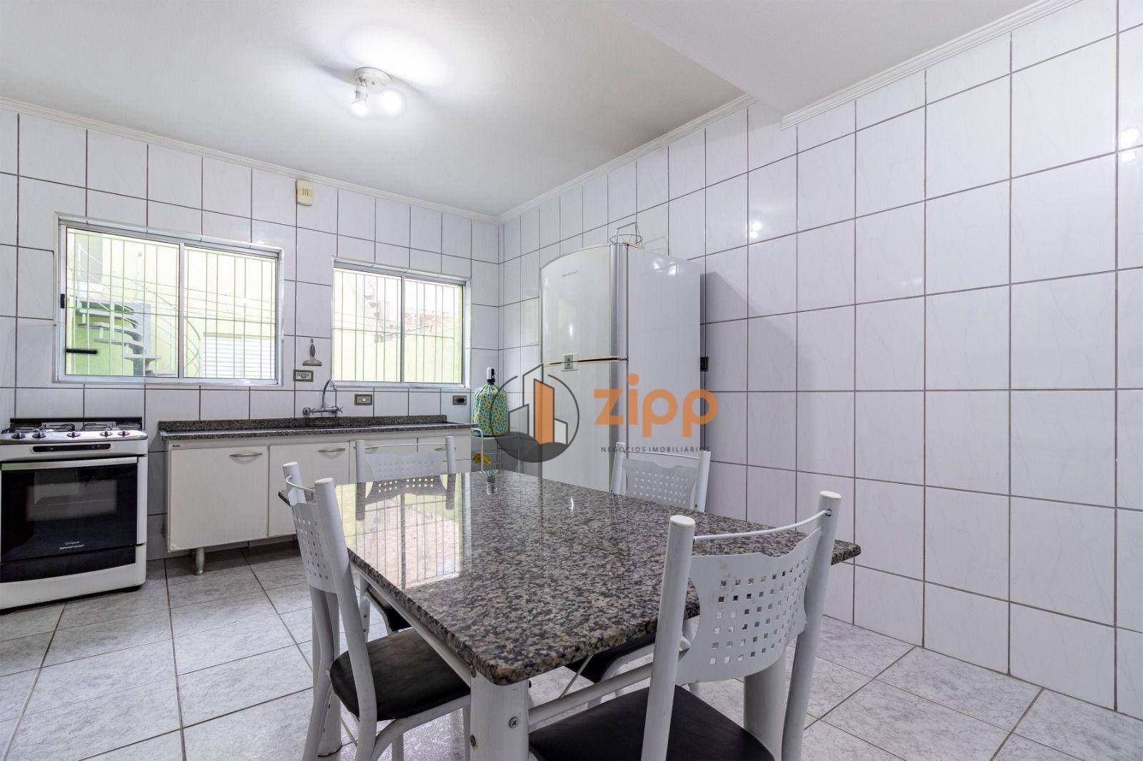 Sobrado à venda com 3 quartos, 200m² - Foto 19