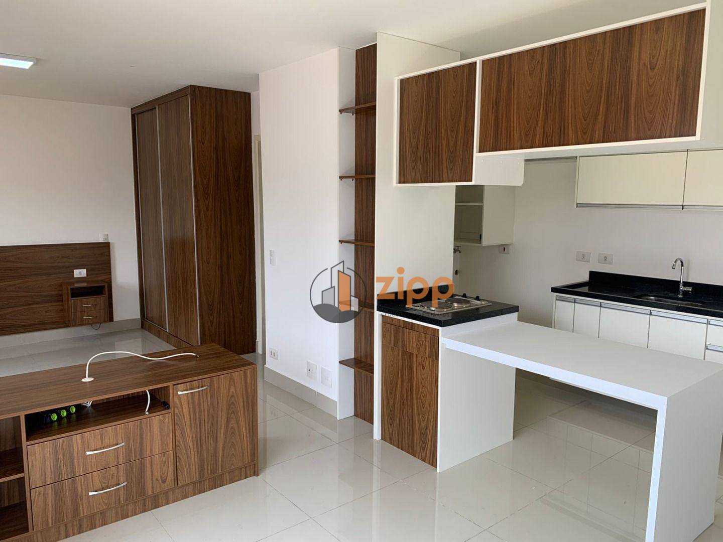 Apartamento para alugar com 1 quarto, 42m² - Foto 41