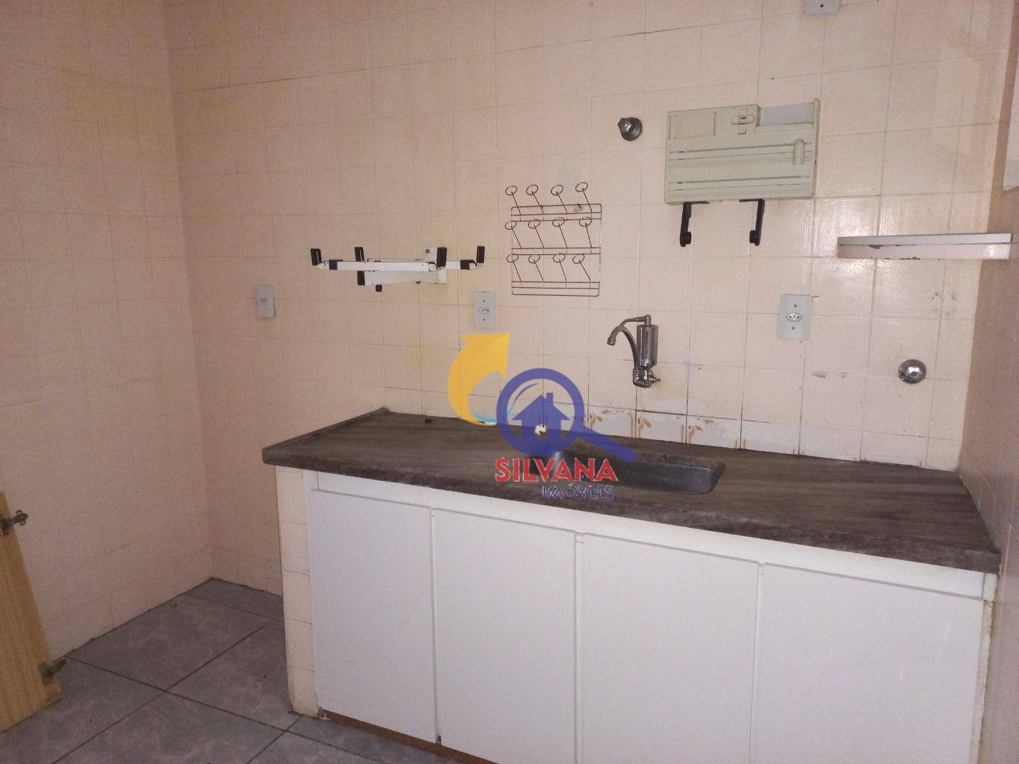 Apartamento para alugar com 3 quartos, 110m² - Foto 9