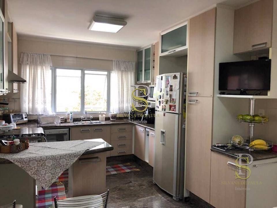 Casa de Condomínio à venda com 3 quartos, 239m² - Foto 11