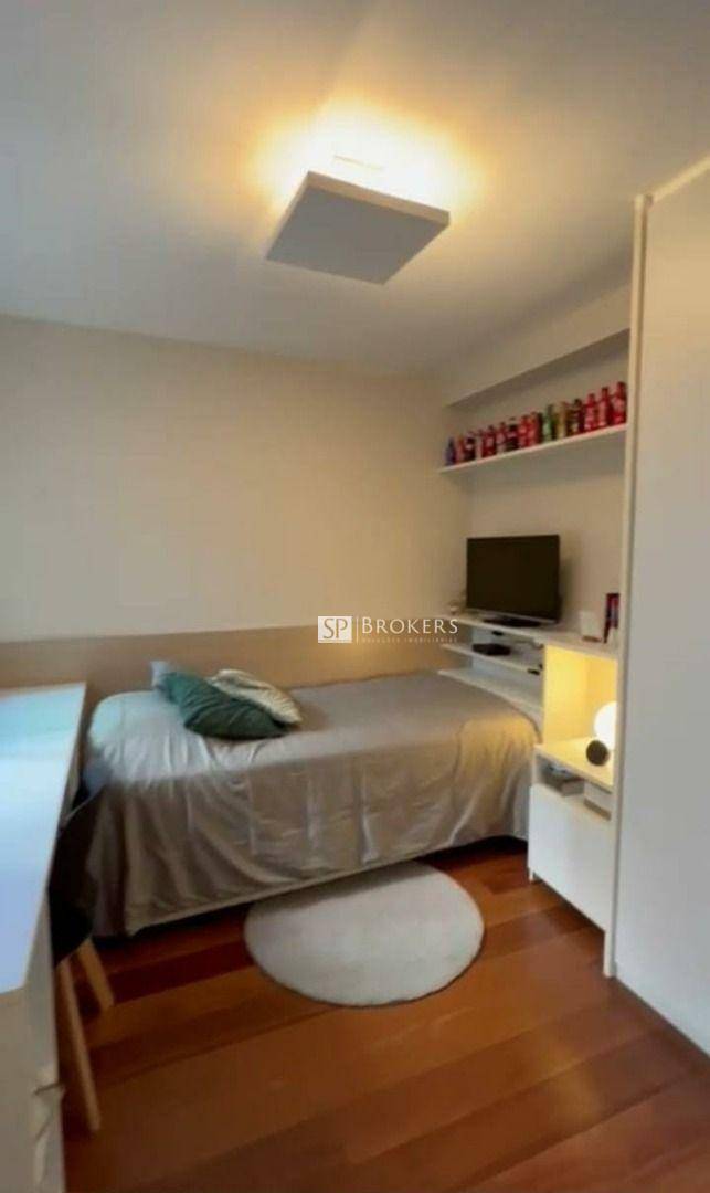 Apartamento à venda com 3 quartos, 151m² - Foto 47