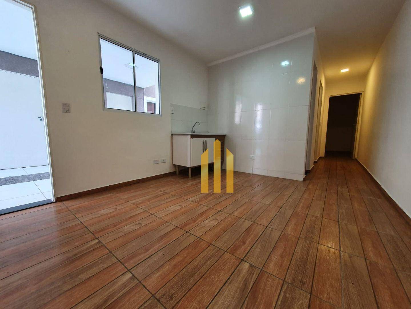 Apartamento para alugar com 2 quartos, 40m² - Foto 9