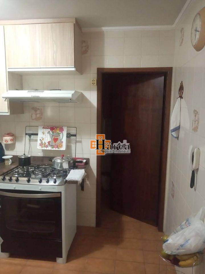 Apartamento à venda com 2 quartos, 70m² - Foto 7