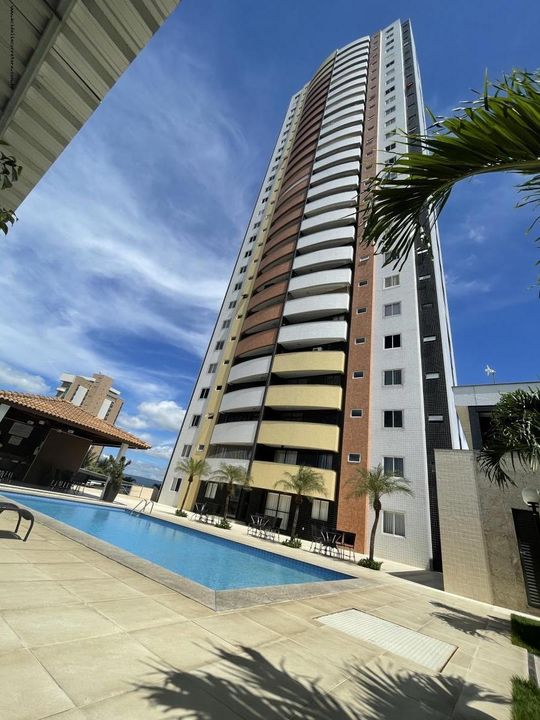 Apartamento para alugar com 3 quartos, 107m² - Foto 1