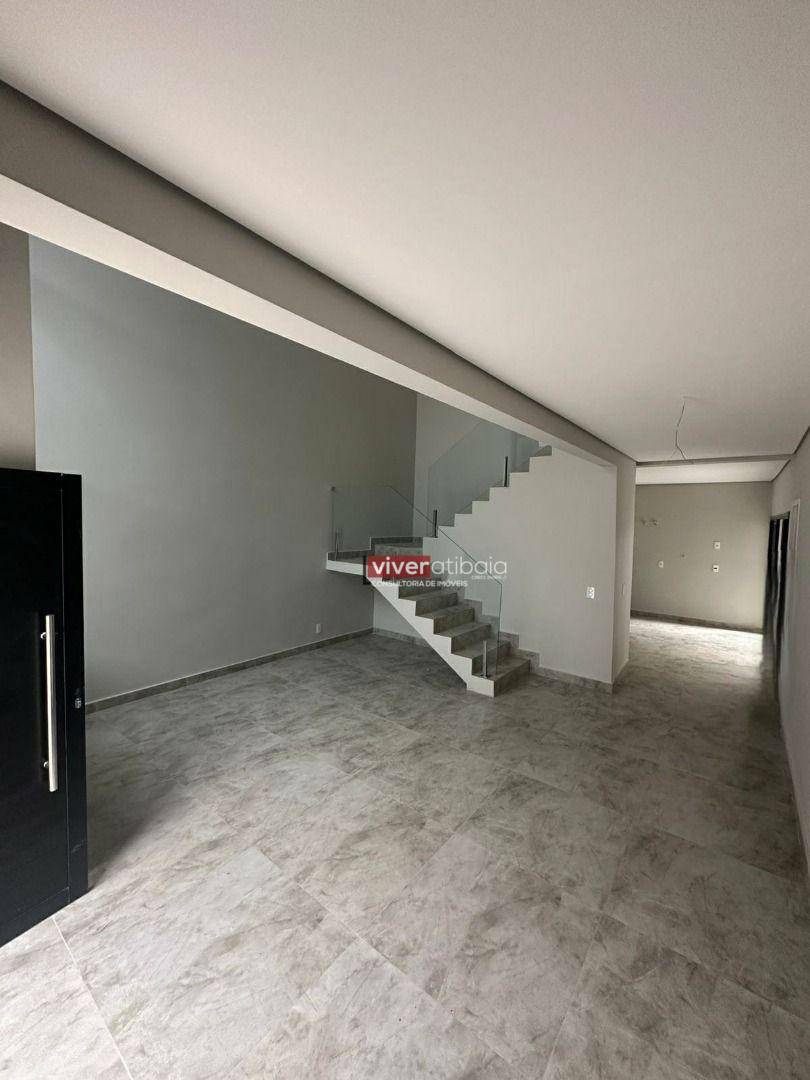 Casa de Condomínio para alugar com 3 quartos, 172m² - Foto 1