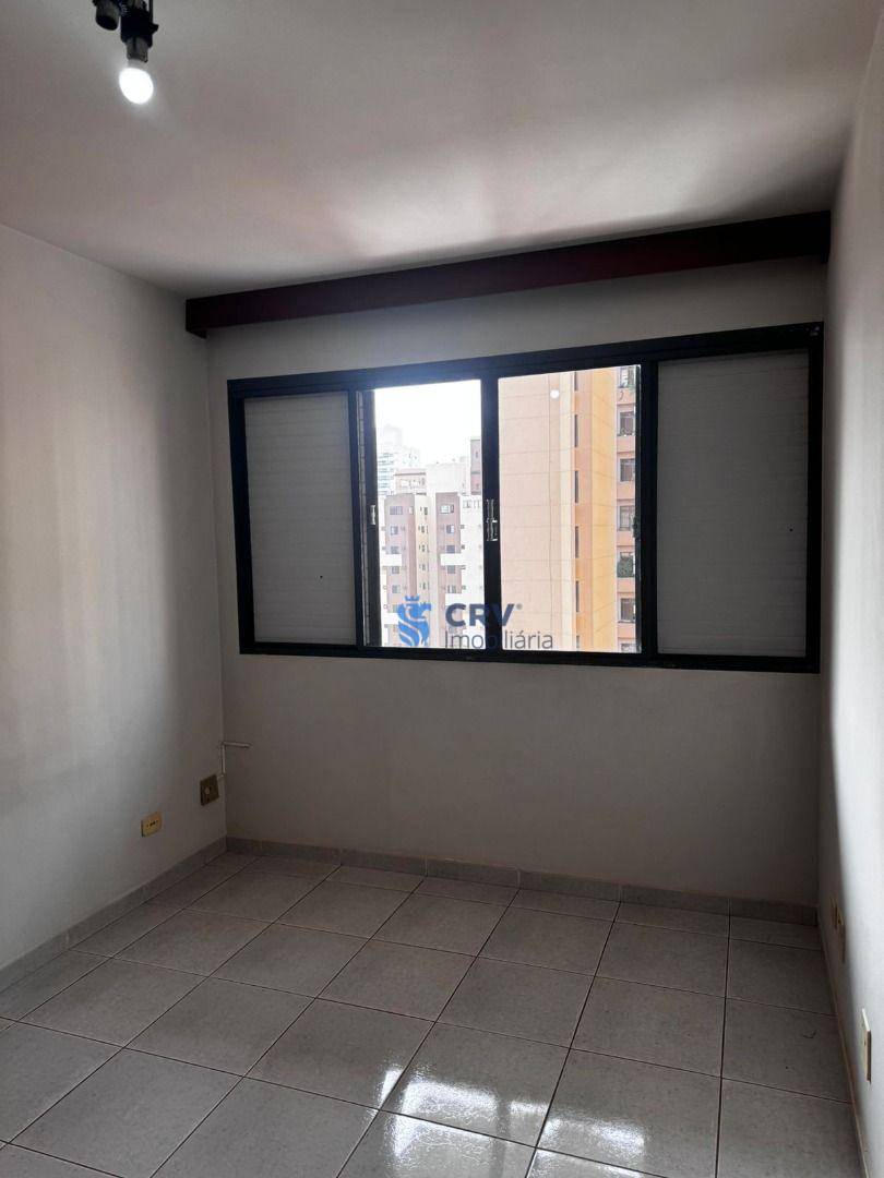 Apartamento para alugar com 3 quartos, 132m² - Foto 9