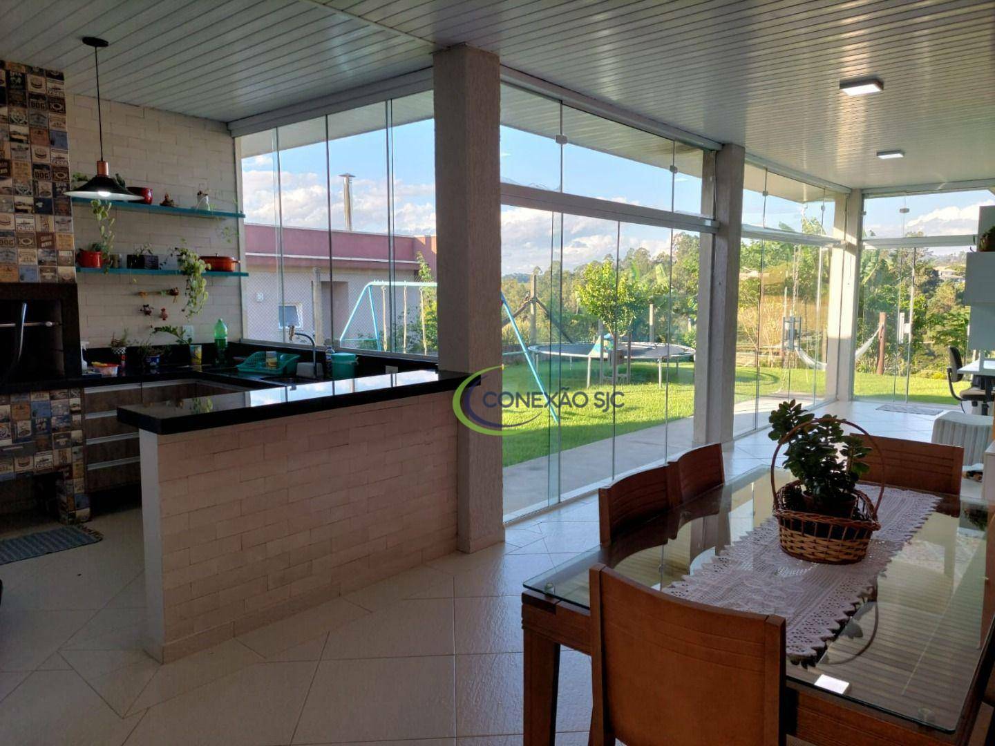 Casa de Condomínio à venda com 4 quartos, 315m² - Foto 12