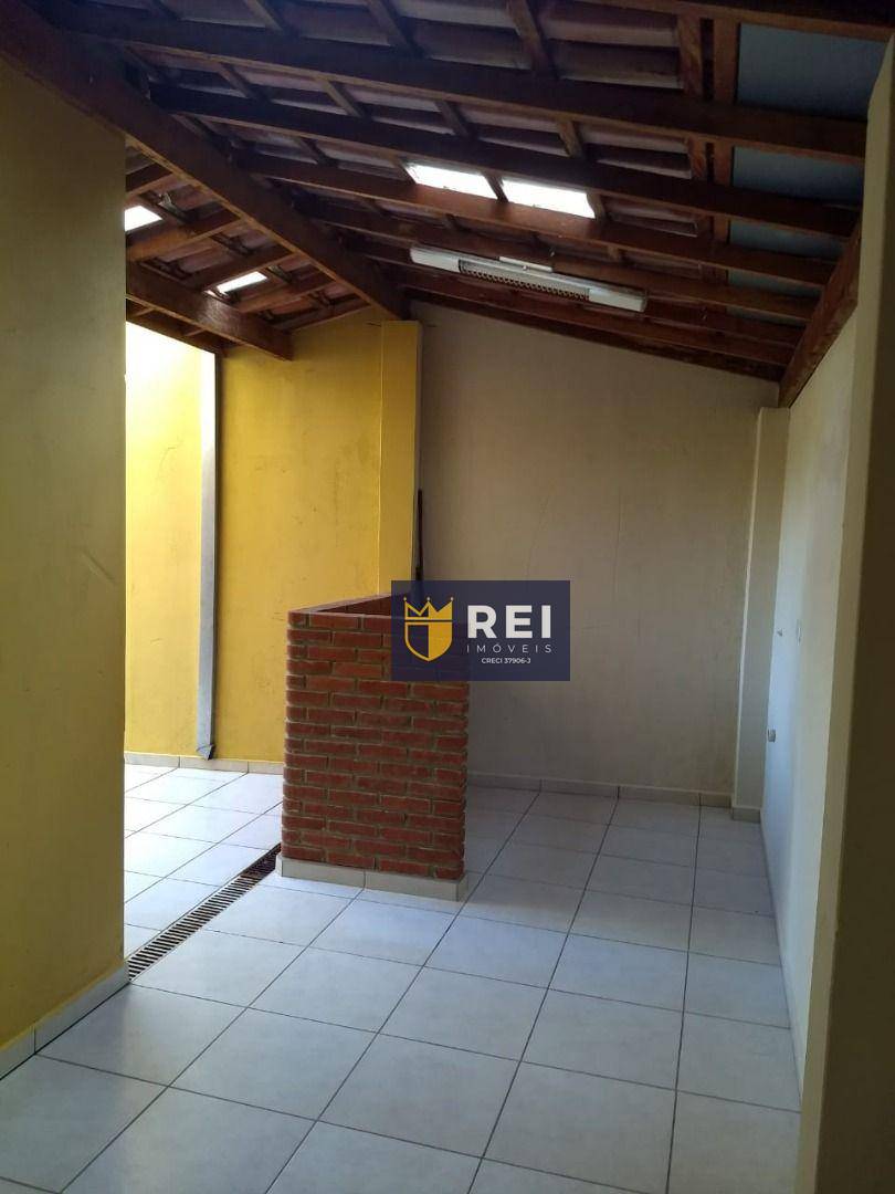 Apartamento à venda com 2 quartos, 80m² - Foto 2