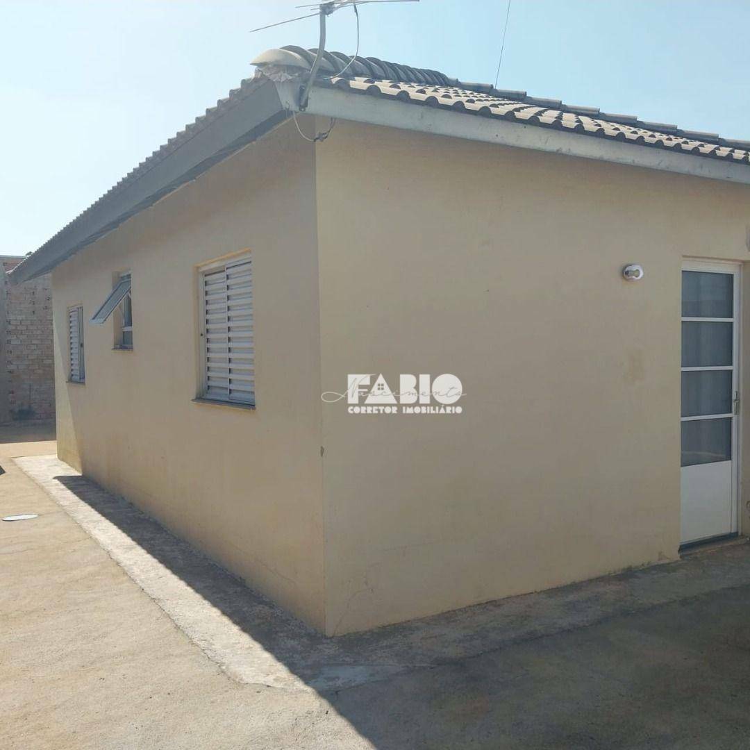 Casa à venda com 2 quartos, 45m² - Foto 14