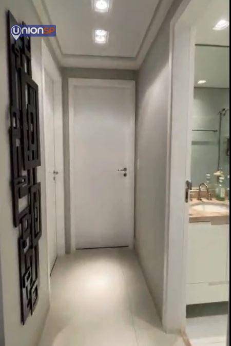 Apartamento à venda com 2 quartos, 65m² - Foto 11