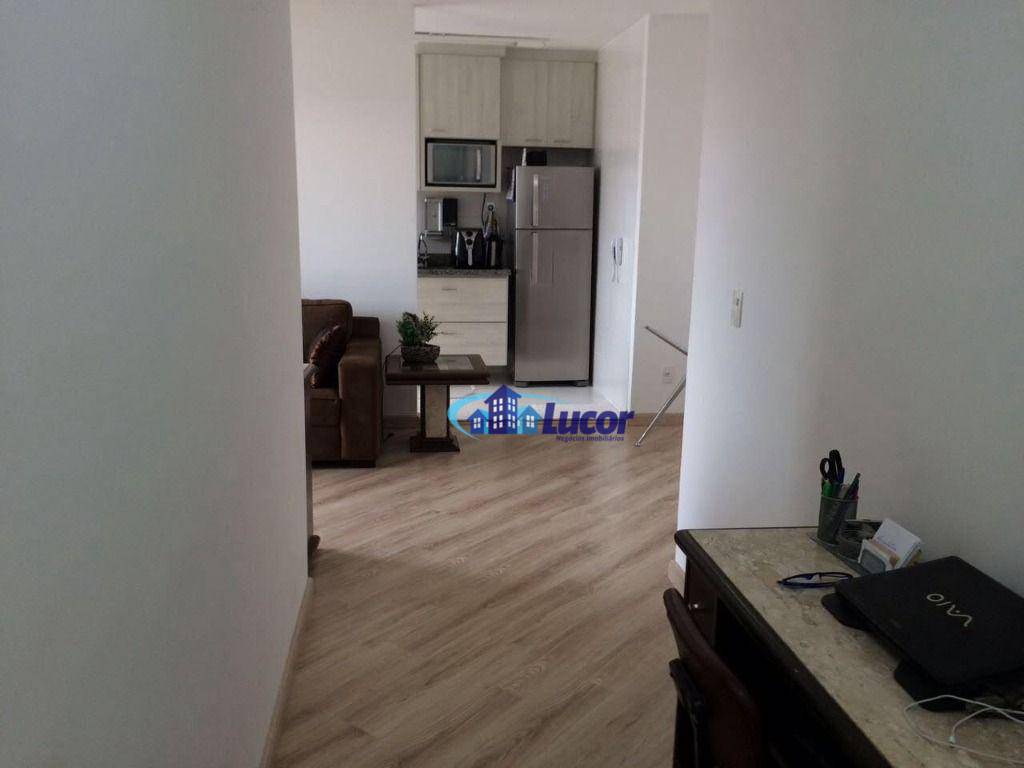 Apartamento à venda com 2 quartos, 60m² - Foto 9