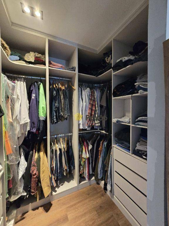 Casa de Condomínio à venda com 3 quartos, 435m² - Foto 23