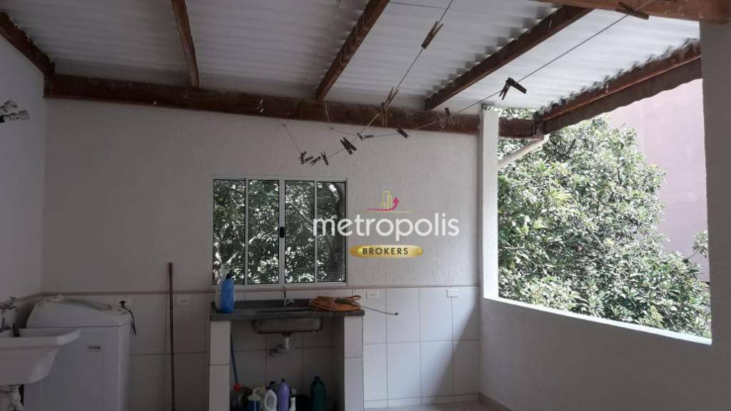 Casa à venda com 3 quartos, 252m² - Foto 15